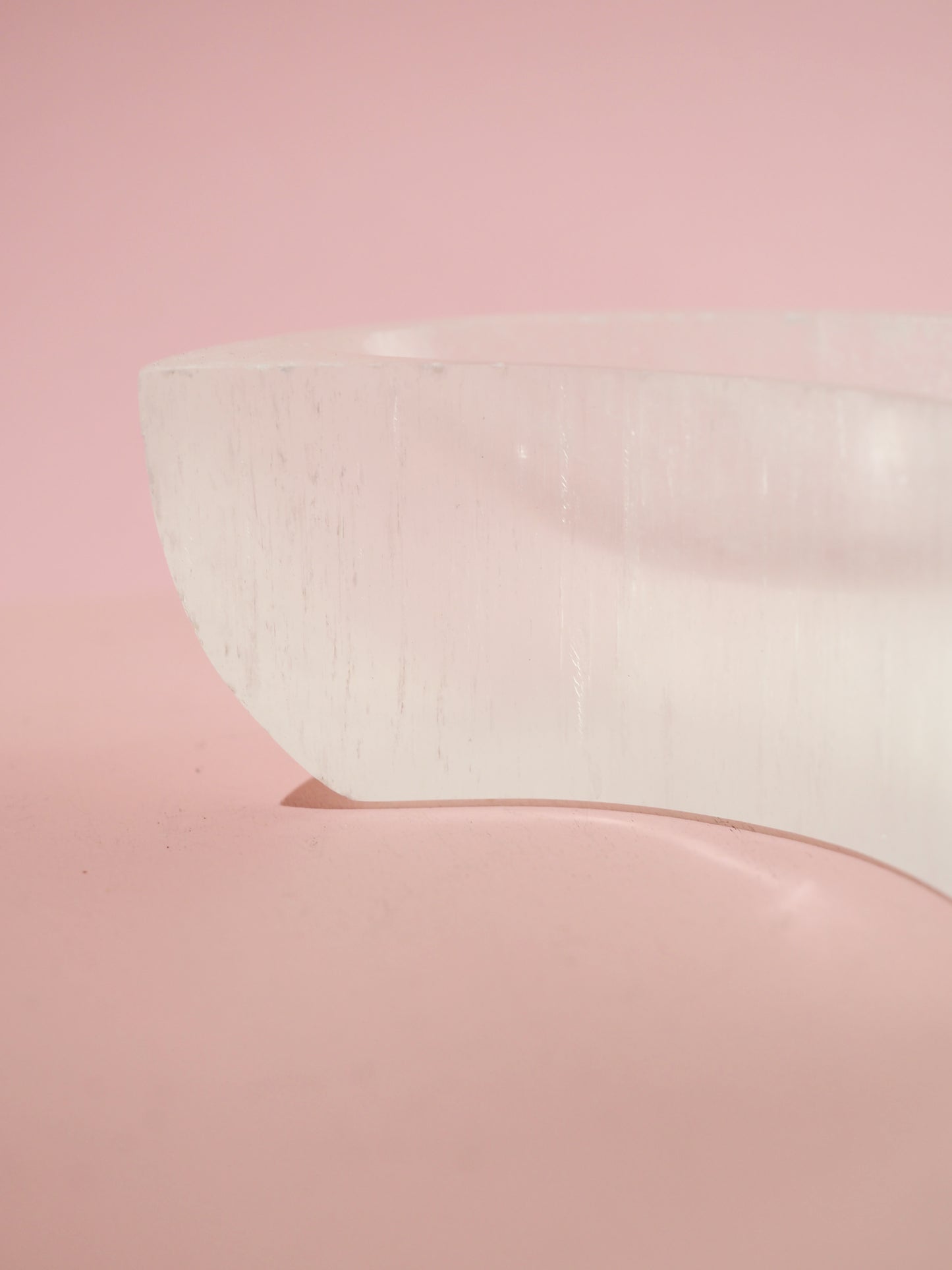 Selenit Mond Schale LARGE / Selenite Moon Bowl ca. 10 cm aus Marokko -Handcarved