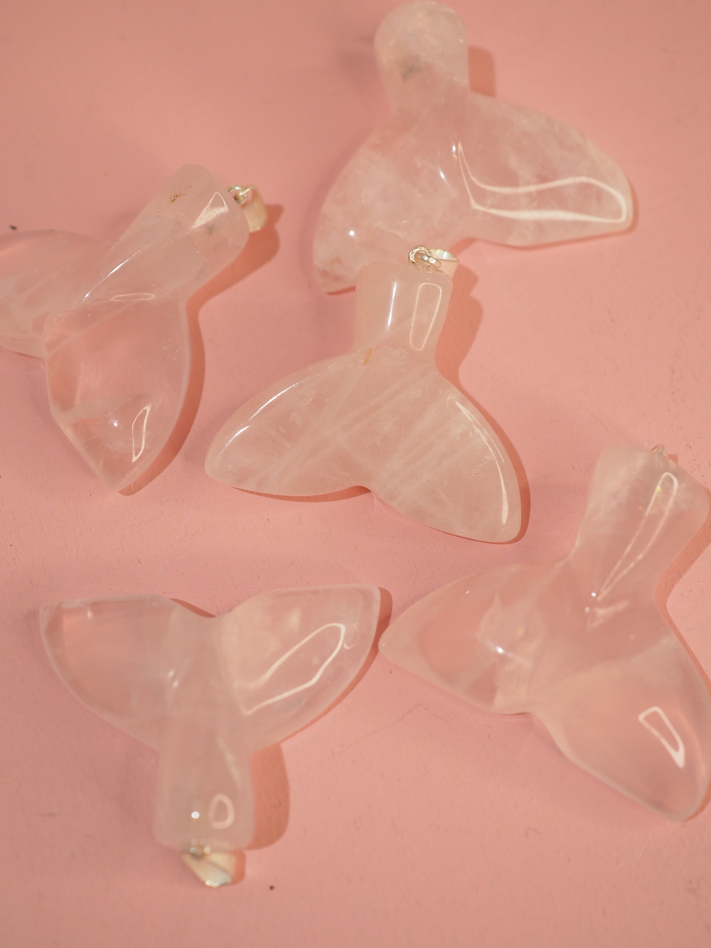 Rosenquarz Meerjungfrau Flosse Anhänger / Rosequartz Mermaid Tale Pendant   xx cm-  Handcarved - aus Brasilien