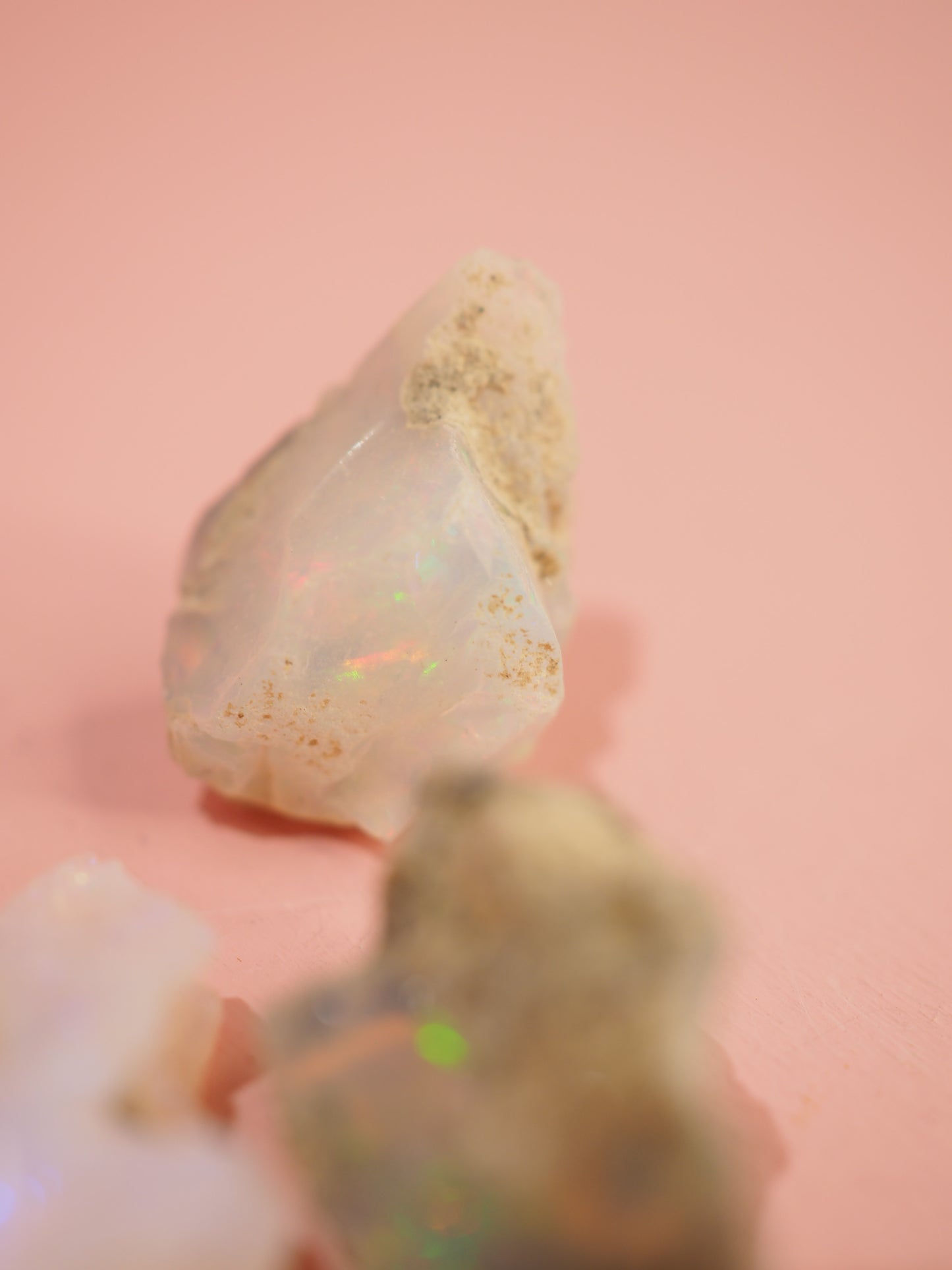Welo Opal in Muttergestein 0.5 -1.8g - aus Äthiopien High Quality