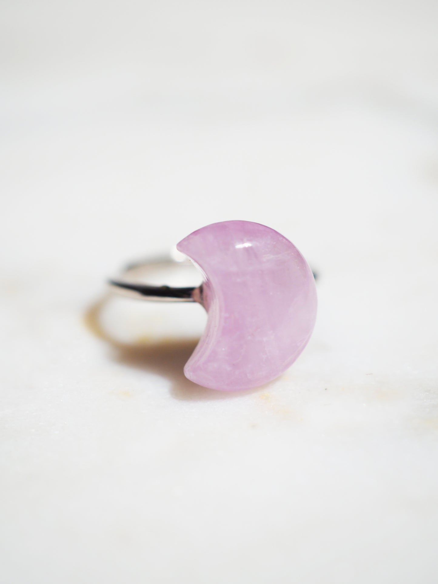 Kunzit Ring MOON SHAPE - 925 Sterlingsilber Onesize fits all- HIGH QUALITY