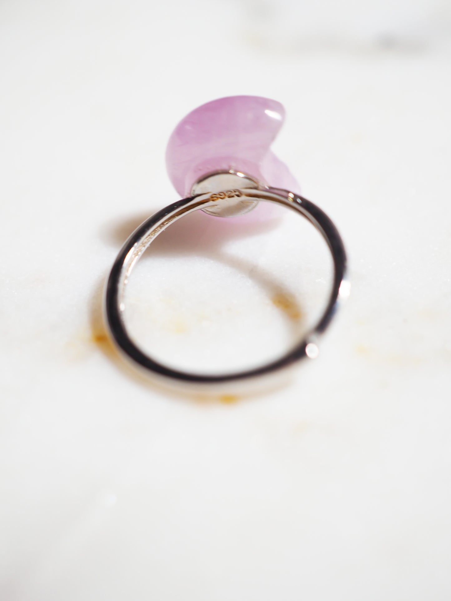 Kunzit Ring MOON SHAPE - 925 Sterlingsilber Onesize fits all- HIGH QUALITY
