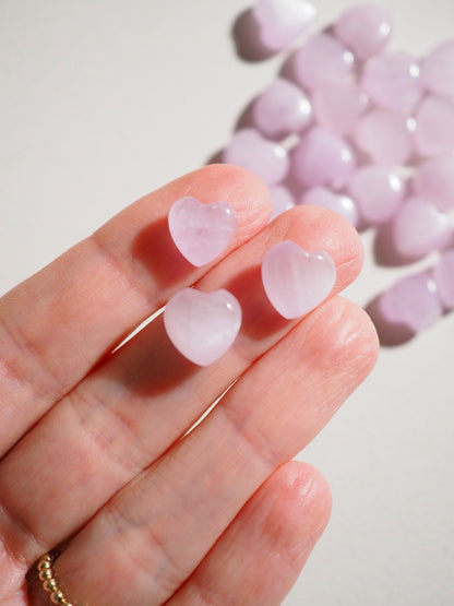 Kunzit Mini Mini Herz . Kunzite Mini Mini Heart ca. 1 cm