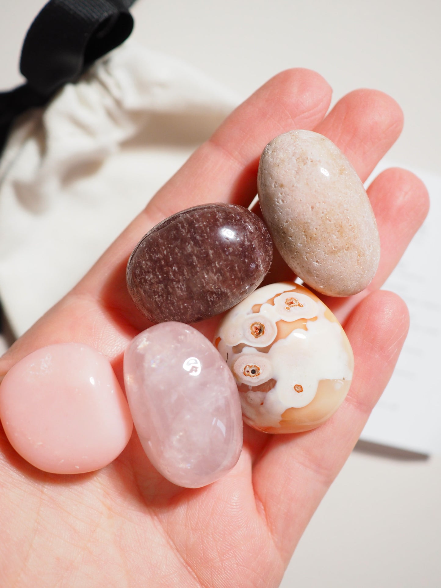 Kristall Set Liebe . CRYSTAL KIT LOVE . Rosenquarz . Pink Amethyst . Botswana Achat . Pinker Opal . Erdbeerquarz
