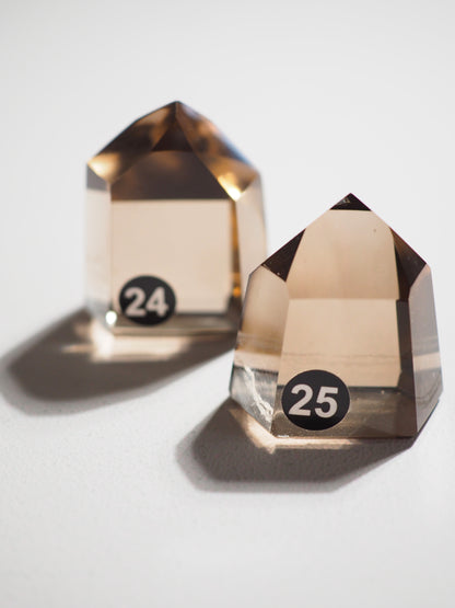 Rauchquarz Spitze - Dark Smoky Quartz Point ca. 4cm  (24 & 25) - aus Brasilien High Quality