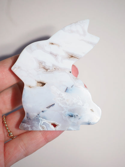 Druzy Weisser Pflaumen Blüten Achat Hase .  Druzy White Plum Agate Bunny - aus Indonesien Handcarved HIGH QUALITY