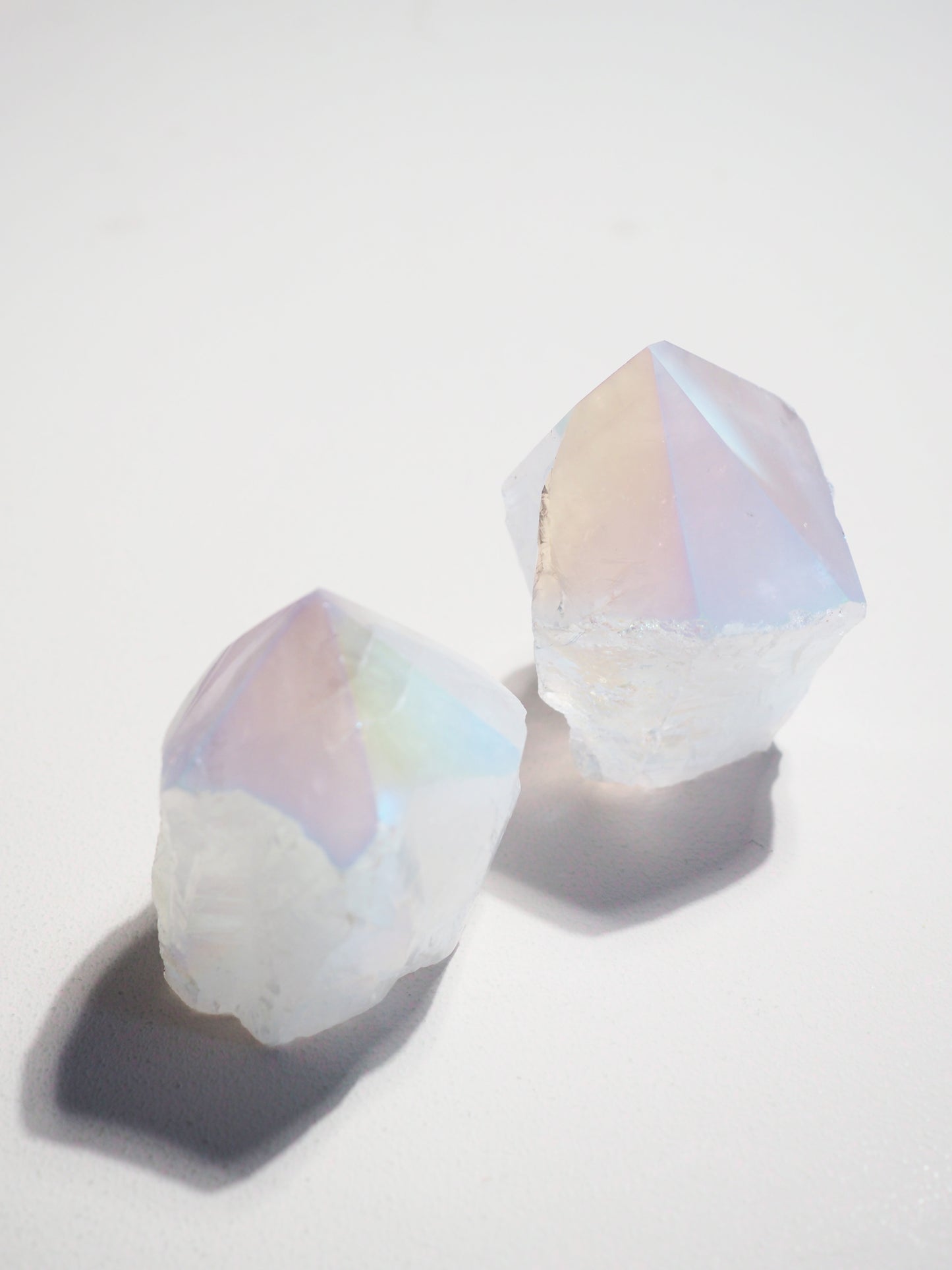 AngelAura Bergkristall Spitze . AngelAura Clear Quartz Point ca. 6 cm -  aus Brasilien