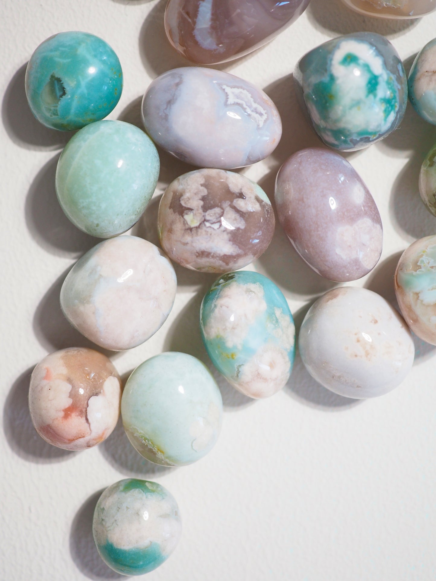 Grüner Blumenachat Trommel Stein . Green Flower Agate Tumble ca. 1.5-2 cm - aus Madagascar  HIGH QUALITY RARE