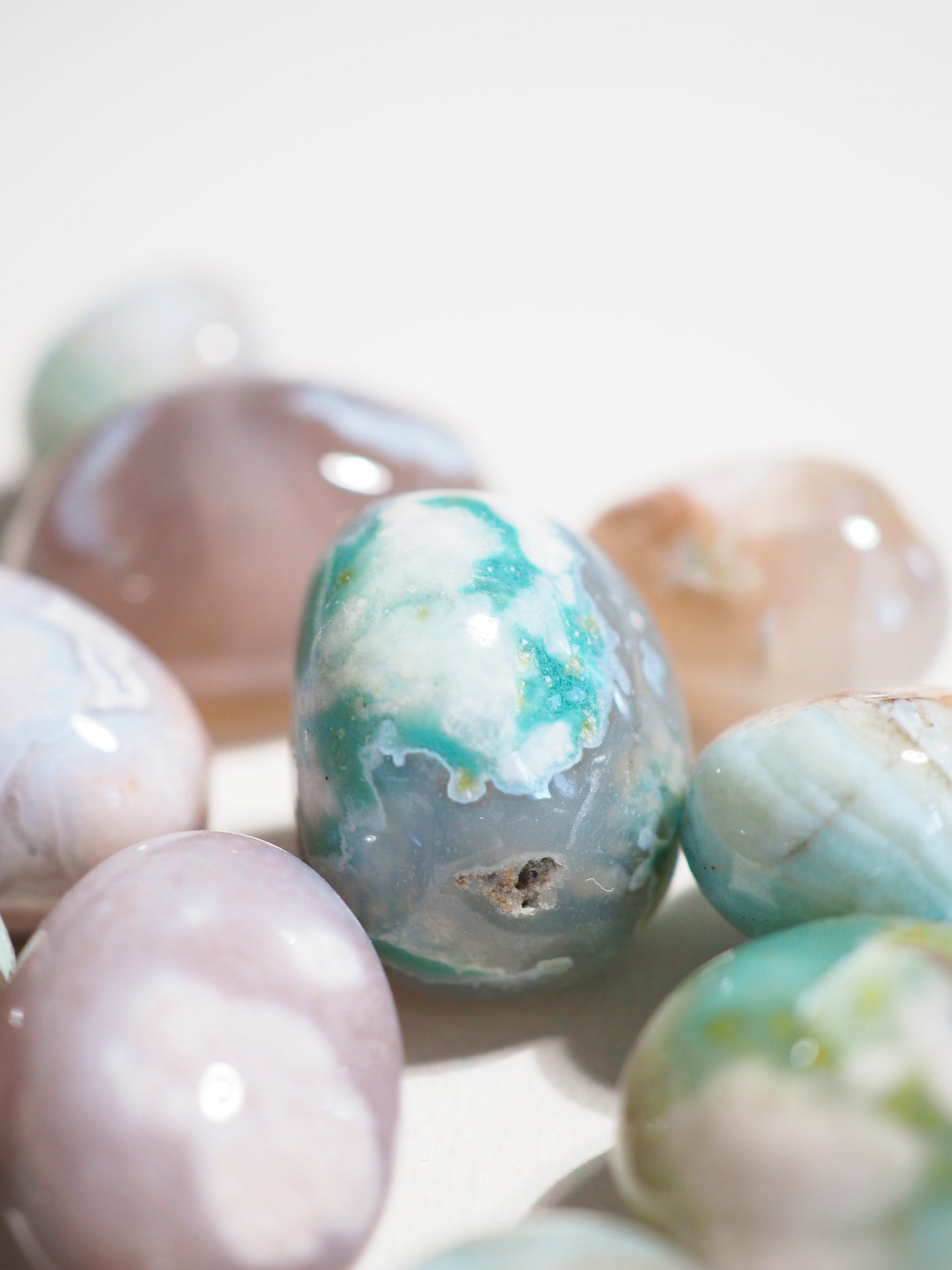 Grüner Blumenachat Trommel Stein . Green Flower Agate Tumble ca. 1.5-2 cm - aus Madagascar  HIGH QUALITY RARE