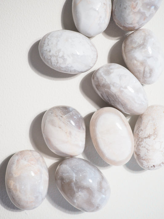 Weißer Mexikanischer Achat Trommel Stein . White Mexican Agate Tumble ca. 2-4 cm CHUNKY - aus Mexiko