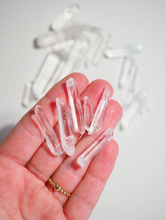 Mini Bergkristall Spitze poliert . Clear Quartz Point polished 2-4cm  - aus Brasilien HIGH QUALITY