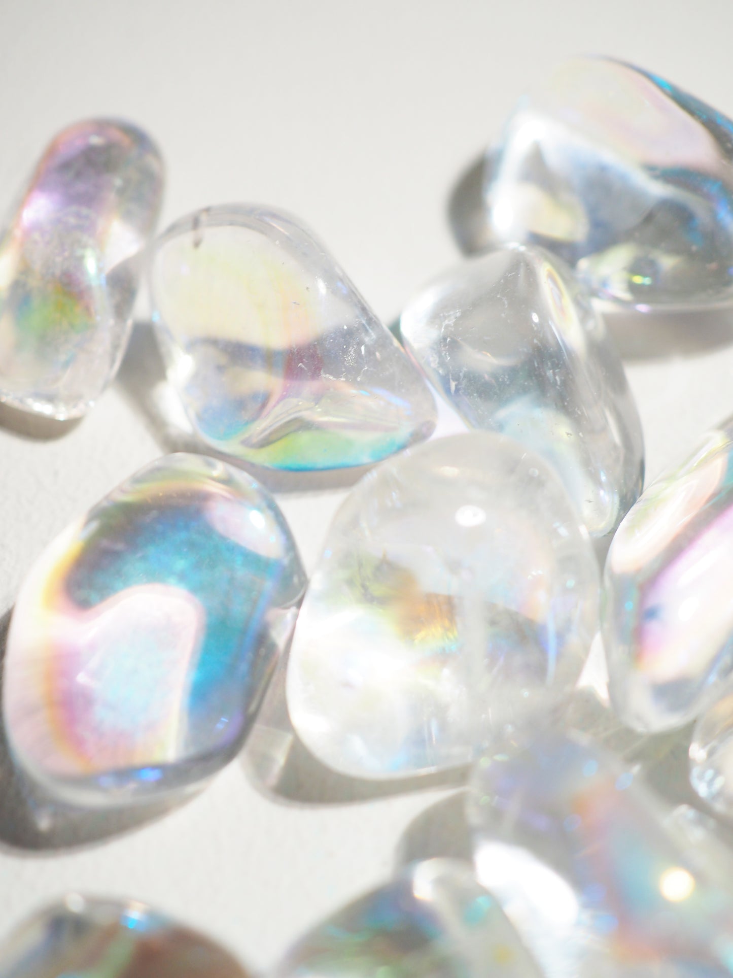 AngelAura Bergkristall Trommelstein . AngelAura Clear Quartz Tumble ca. 2-3 cm - aus Brasilien HIGH QUALITY