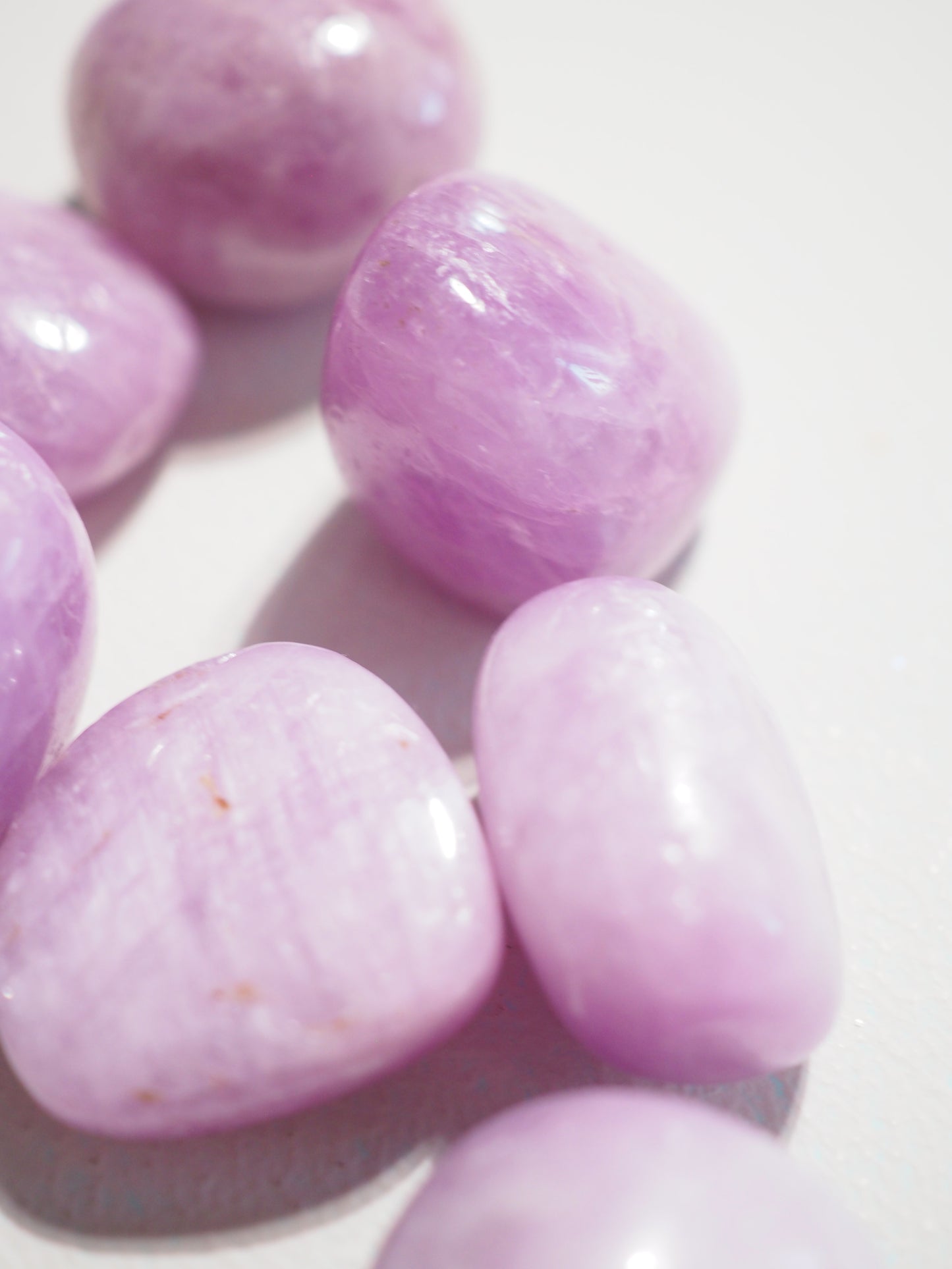 Kunzit Trommel Stein . Kunzite Tumble ca. 2-3 cm Trommel Stein - aus Nigeria HIGH QUALITY