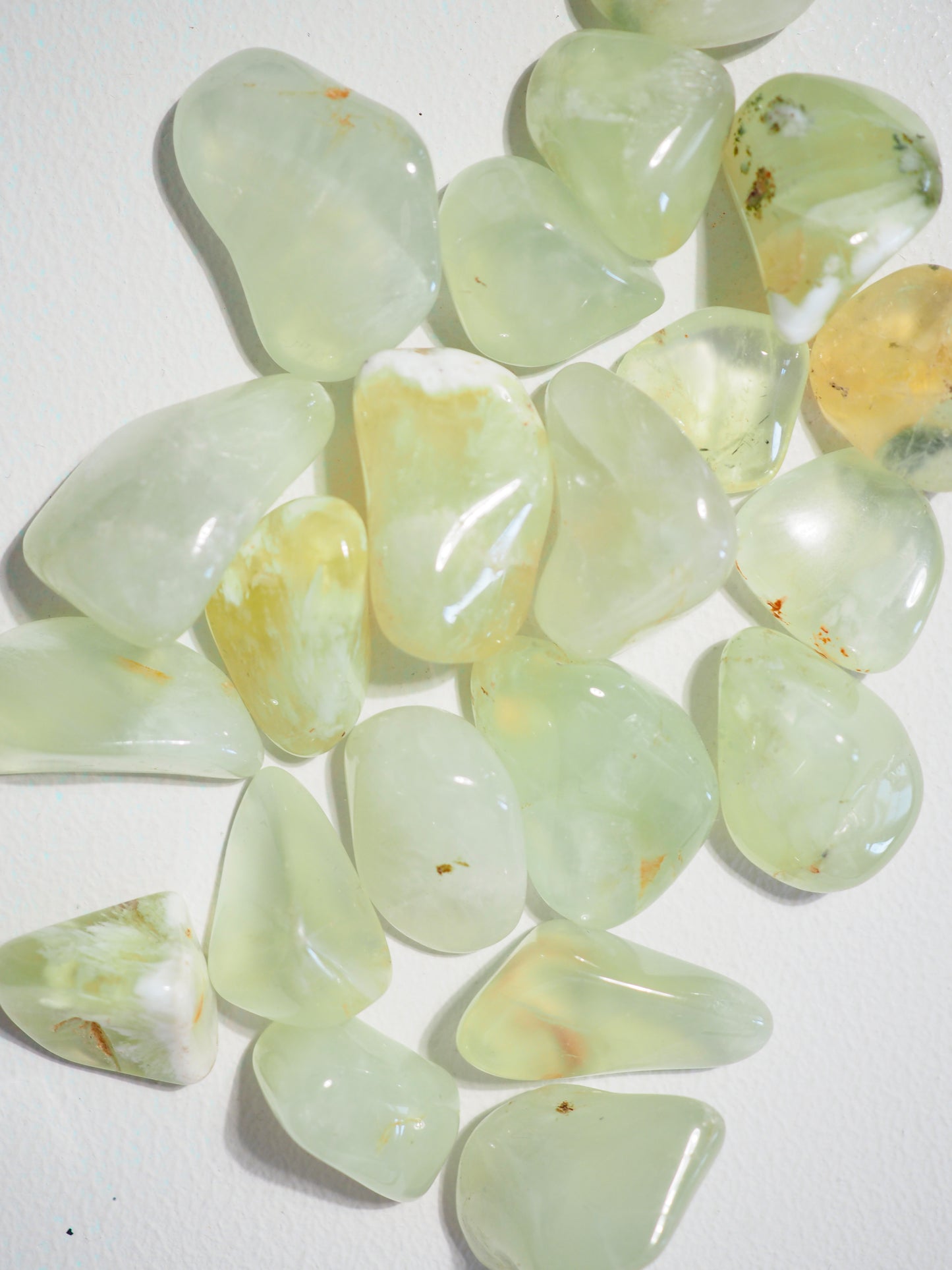 Prehnit Trommel Stein . Prehnite Tumble ca. 1-3 cm [3 Stück] - aus Australien HIGH QUALITY