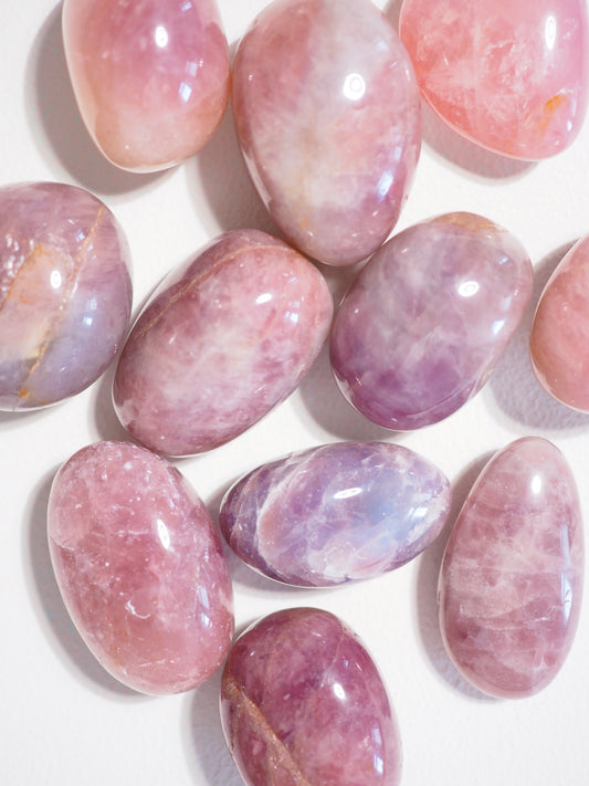 Lavendel Rosenquarz Trommel Stein . Lavender Rosequartz Tumble ca.2-3 cm - aus Madagascar HIGH QUALITY