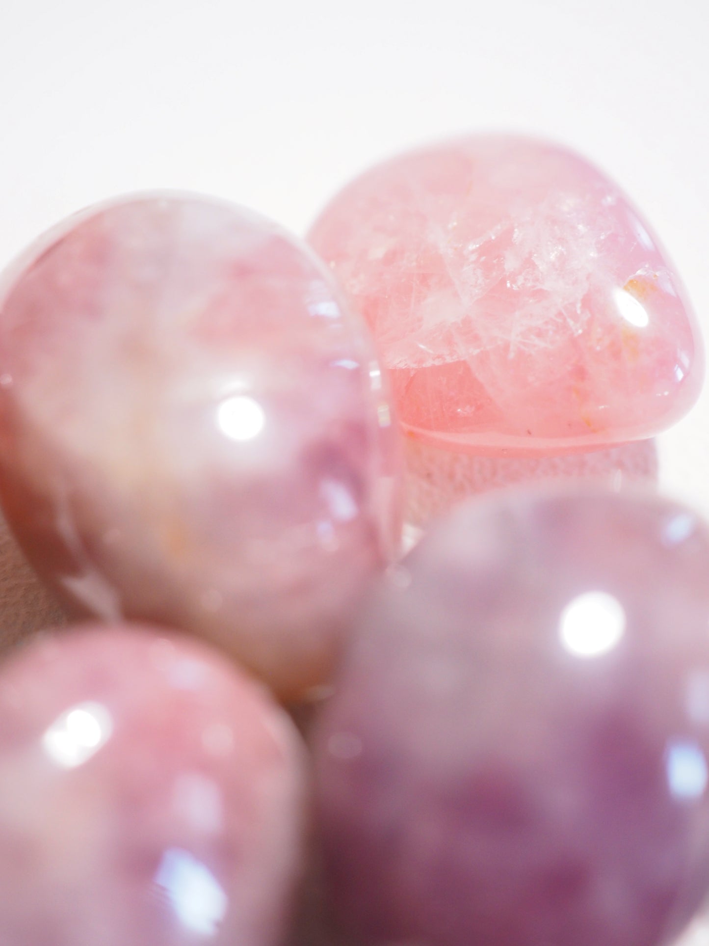 Lavendel Rosenquarz Trommel Stein . Lavender Rosequartz Tumble ca.2-3 cm - aus Madagascar HIGH QUALITY