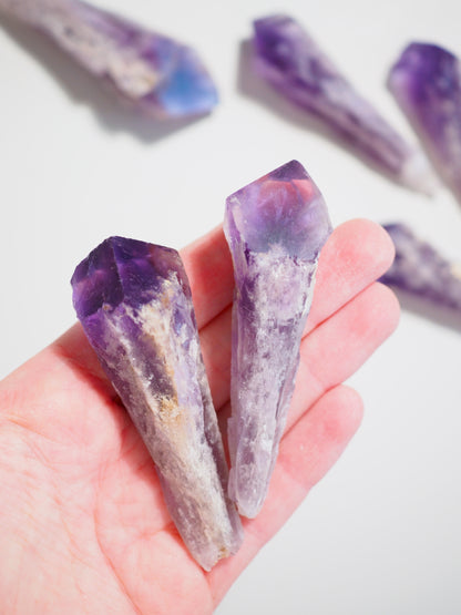 Baby Jacare Amethyst Zauberstab .  Zepter Roh Stab Spitze Wurzel Wand  5-8 cm aus Bahia Brasilien  LARGE