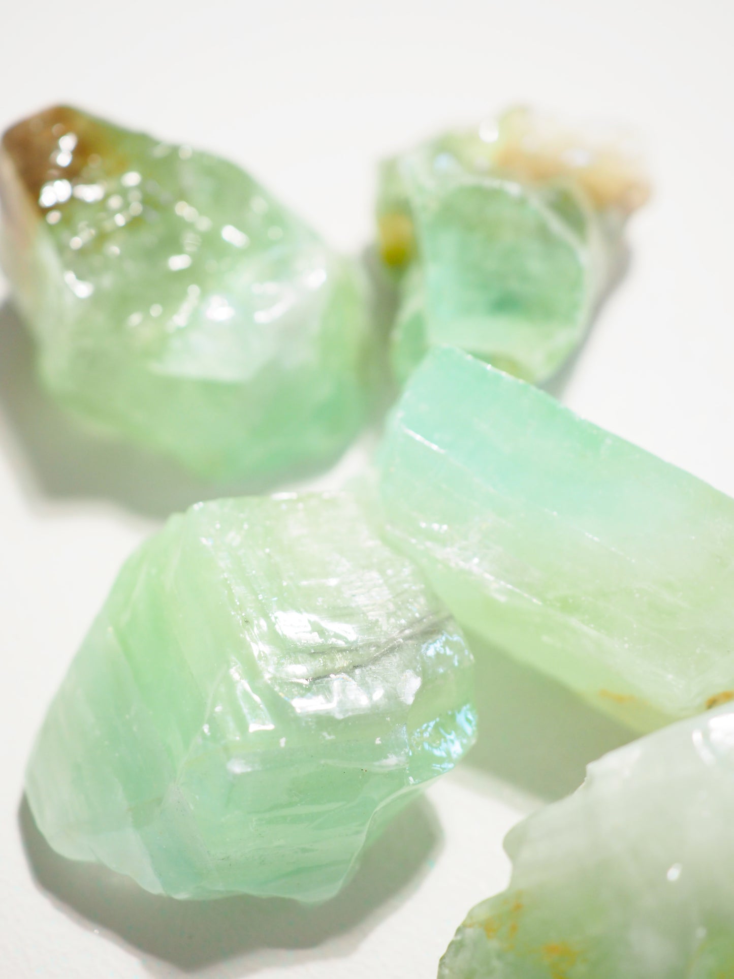 Grüner Calcit Gesäuert Roh . Green Calcite Raw ca. 5cm - aus Mexiko HIGH QUALITY