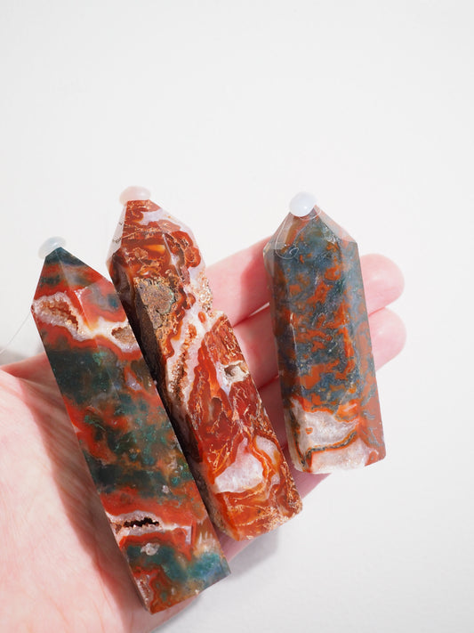 Druzy Roter Moosachat Spitze . Druzy red moss agate Point ca 7-9 cm - Treated