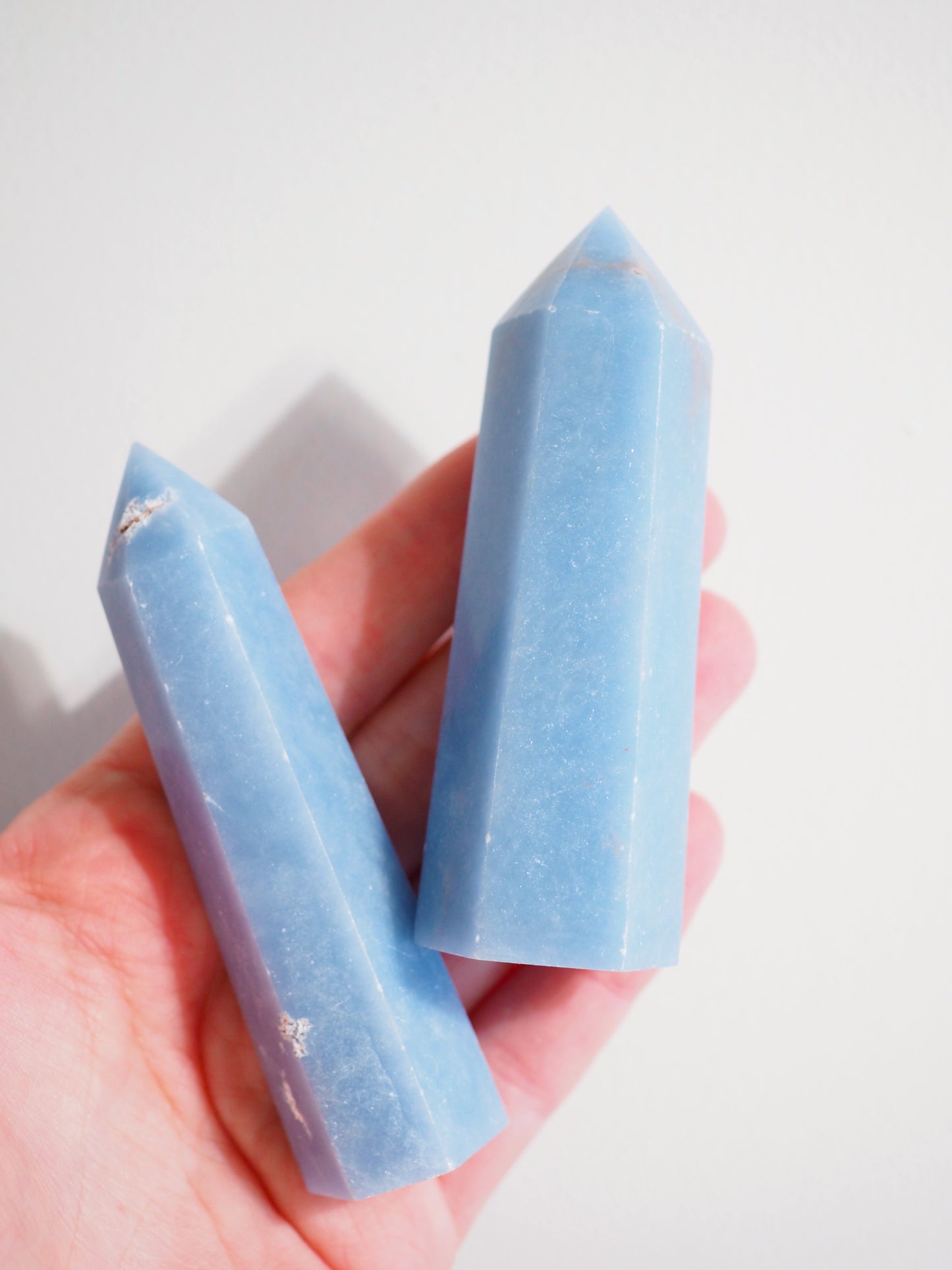 Angelit Spitzen . Angelite Point 7.5 - 9cm - aus Peru Hand Carved Common - High Quality