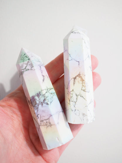 AngelAura Magnesit Spitze . AngelAura Magnesite Point ca. 8- 9cm