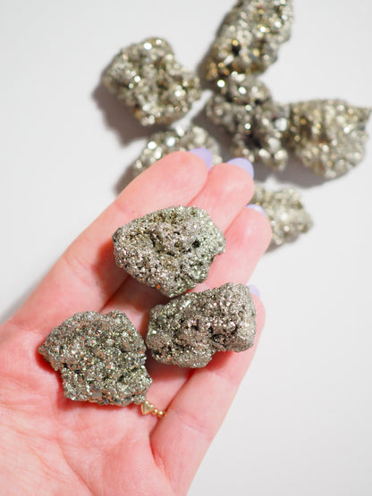 Pyrit Cluster . Pyrite Cluster ca. 3cm - aus Peru