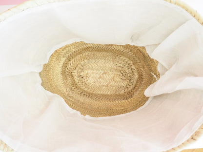 Korb Tasche von Innen mit Kordelzug Verschluss zum Schliessen