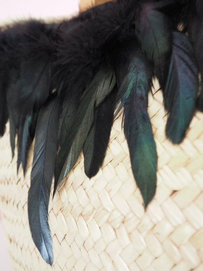 Ibizakorb Feather Queen!
