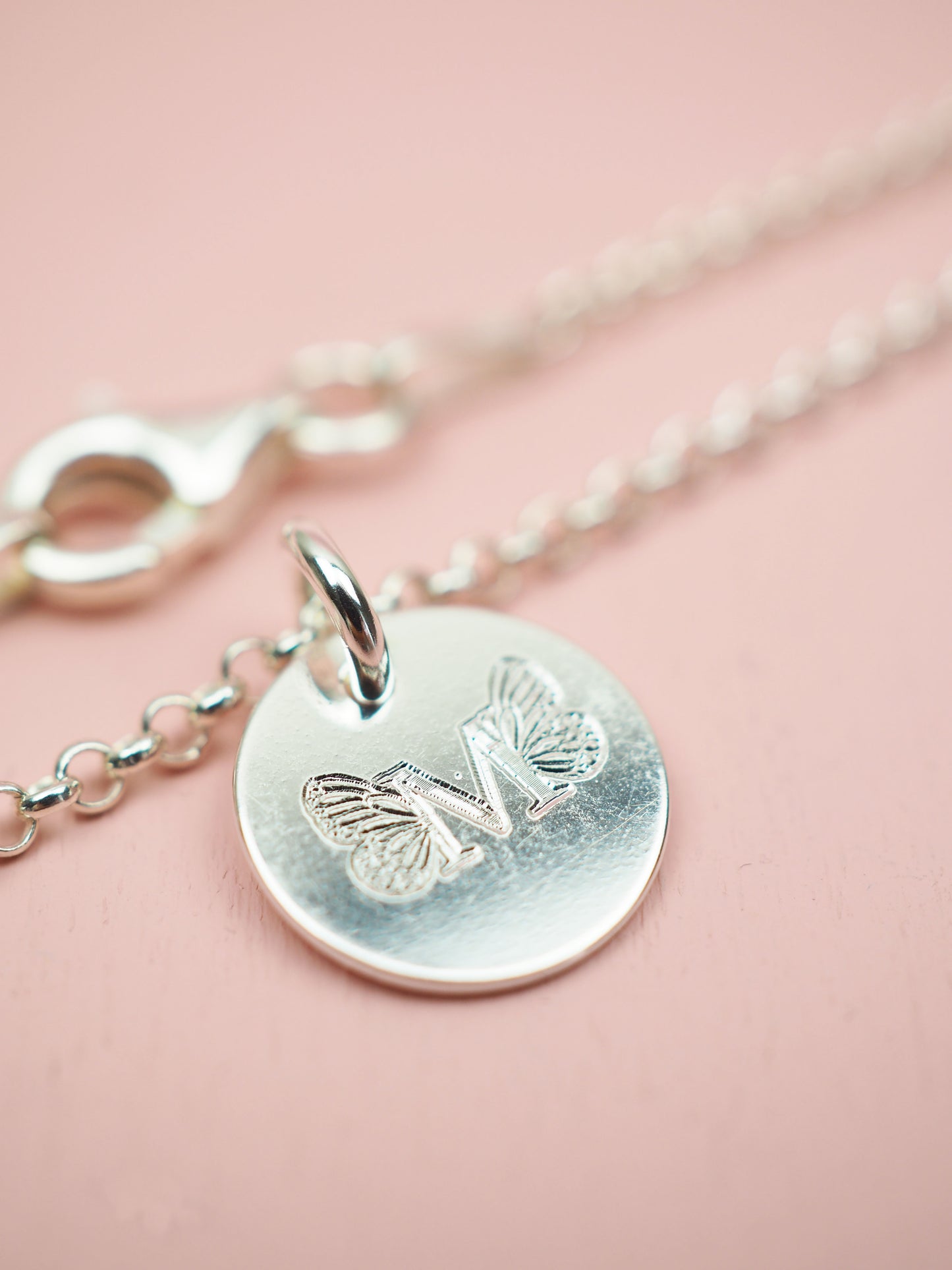 Kette mit Schmetterling Buchstabe 925 Sterlingsilber